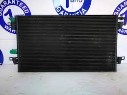 RADIATEUR R/LAGUNA I ESPACE II